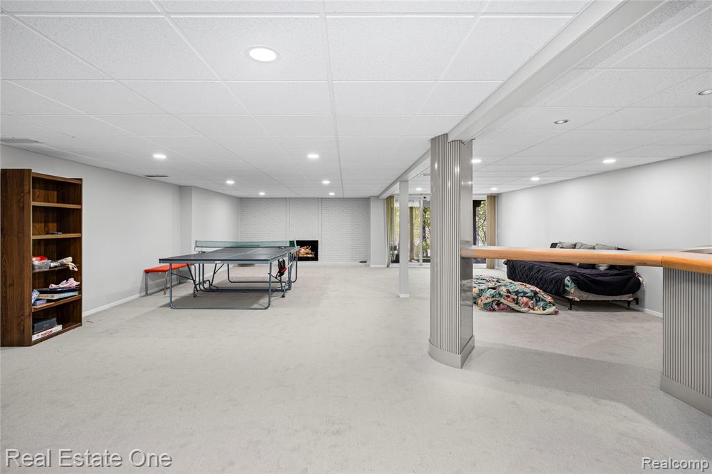 5000 Mirror Lake Court, 19, West Bloomfield, MI 48323 — Photo 40