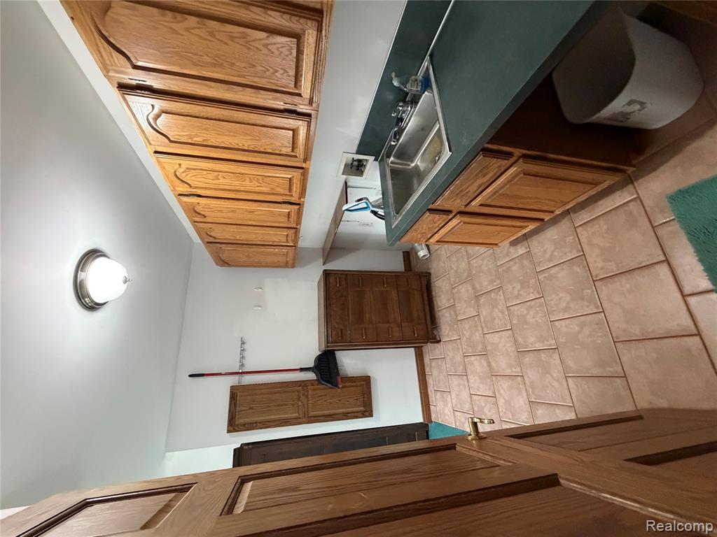 701 Harsen Road, Lapeer, MI 48446 — Photo 14