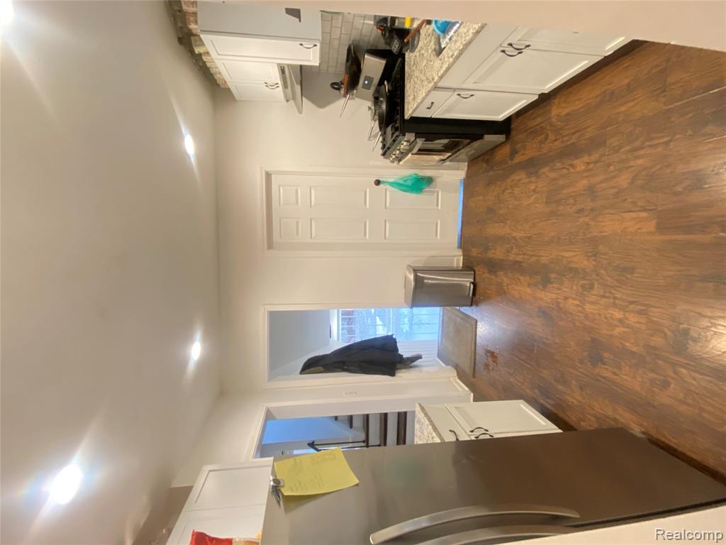 5545 Bedford, Detroit, MI 48224 — Photo 12