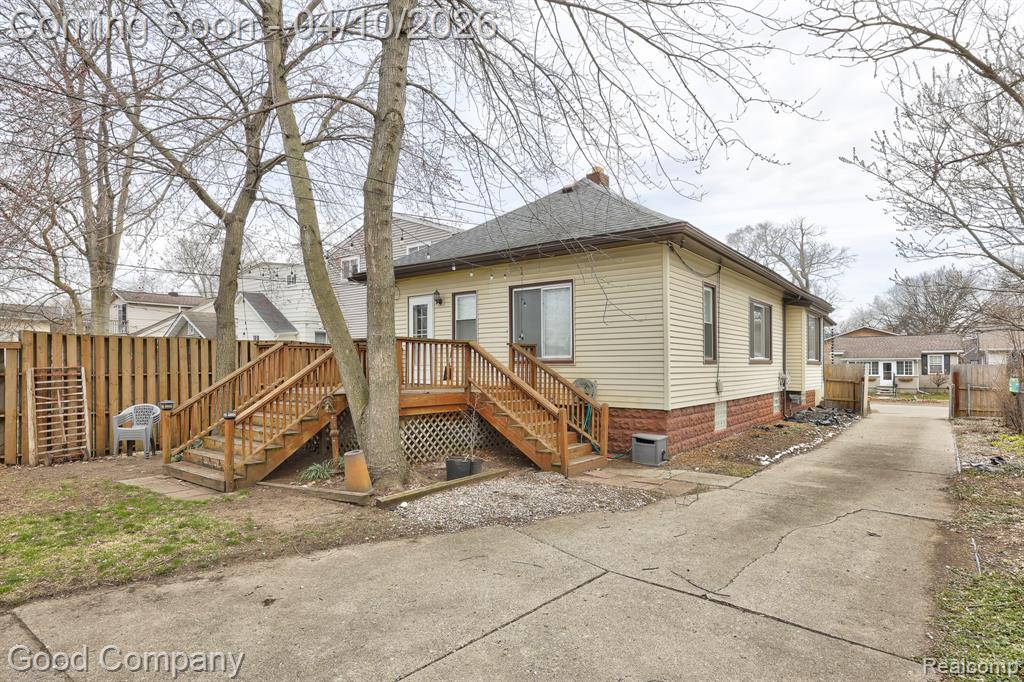502 E LEWISTON Avenue, Ferndale, MI 48220 — Photo 41