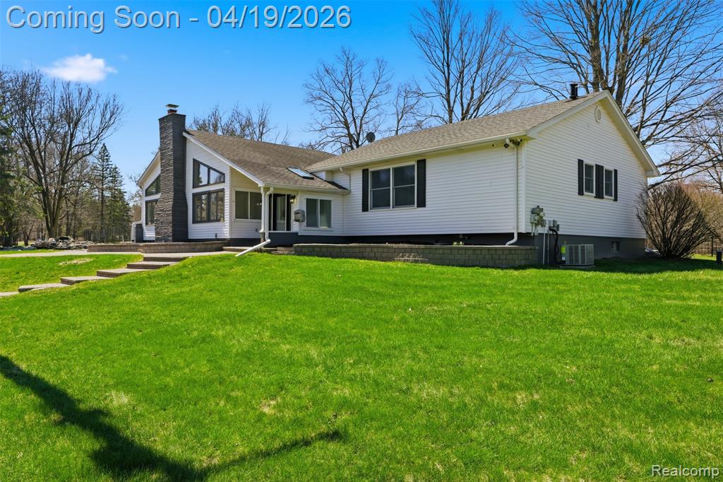 8636 Tindall Road, Davisburg, MI 48350 — Photo 2