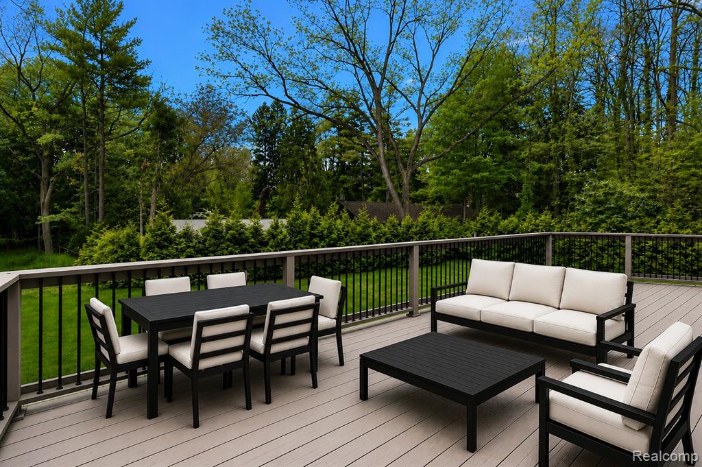4345 SPRUCE HILL Lane, Bloomfield Hills, MI 48301 — Photo 32