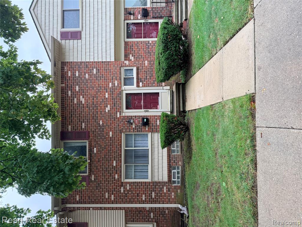 23641 Haig, Taylor, MI 48180
