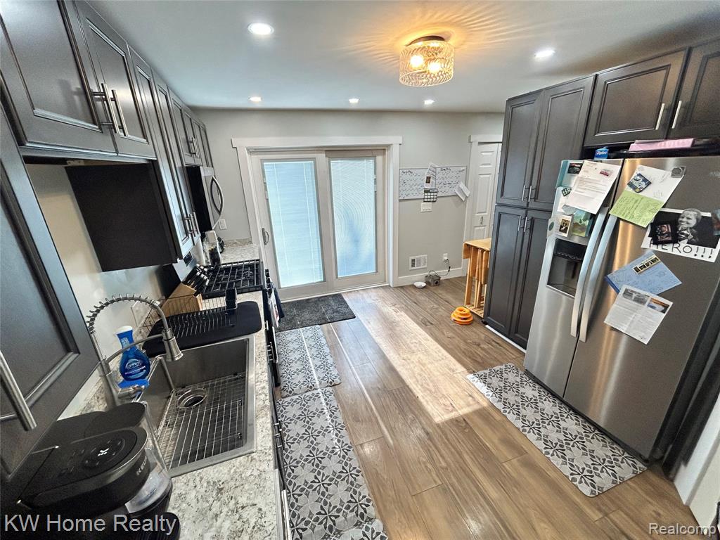 28260 Felician Street, Roseville, MI 48066 — Photo 10