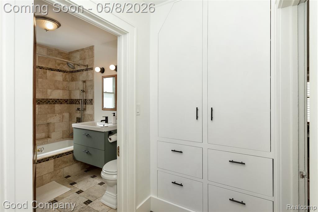 621 W Hazelhurst Street, Ferndale, MI 48220 — Photo 22