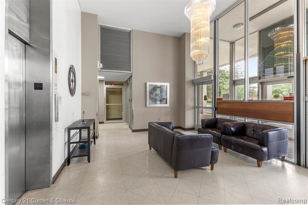 22700 Garrison Street, 404, Dearborn, MI 48124 — Photo 4