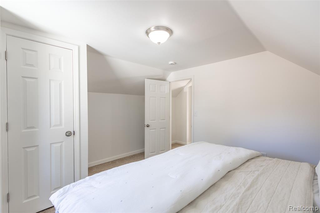 4679 Mayfair Street, Dearborn Heights, MI 48125 — Photo 14