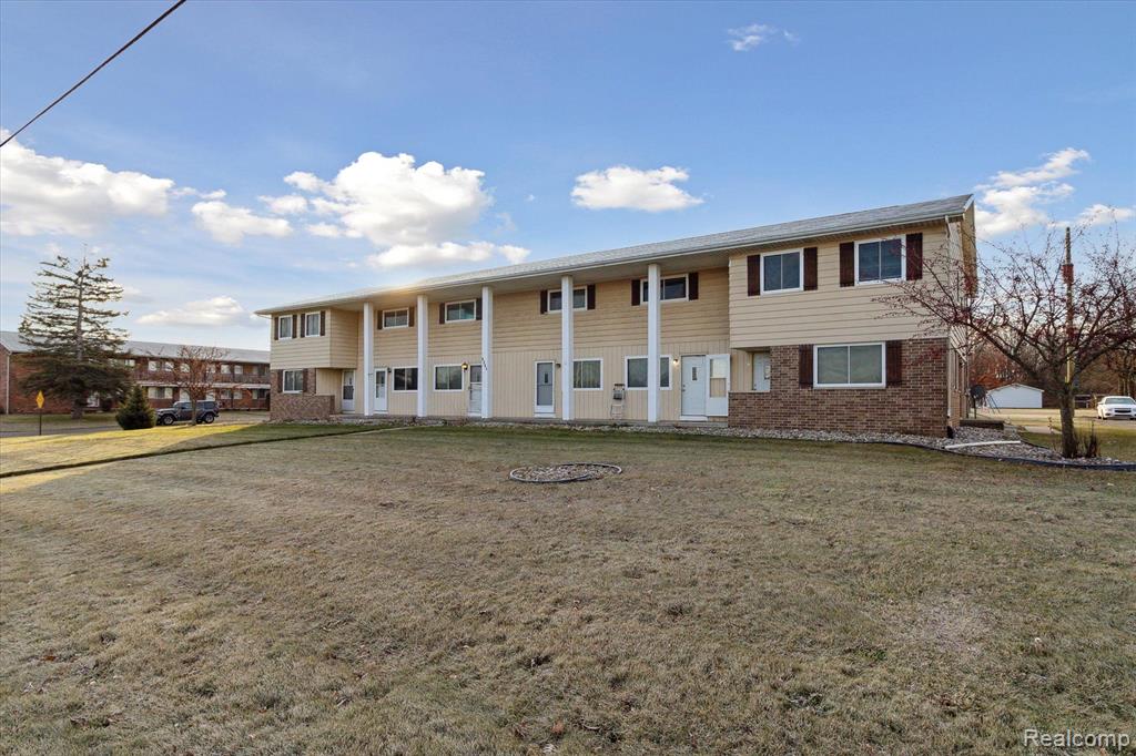 6301 FRANK N DOT, Lansing, MI 48917 — Photo 2