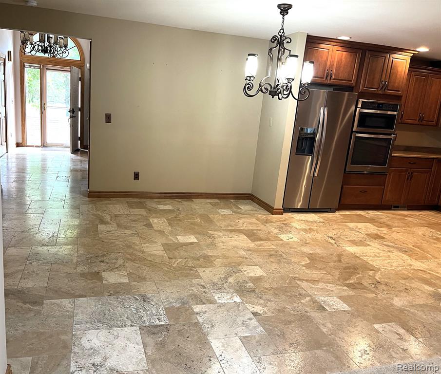 55799 SHELBY Road, Shelby Twp, MI 48316 — Photo 5