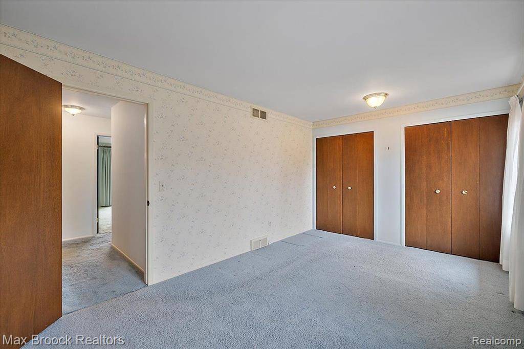 6288 CRESCENT WAY Drive, Troy, MI 48085 — Photo 17