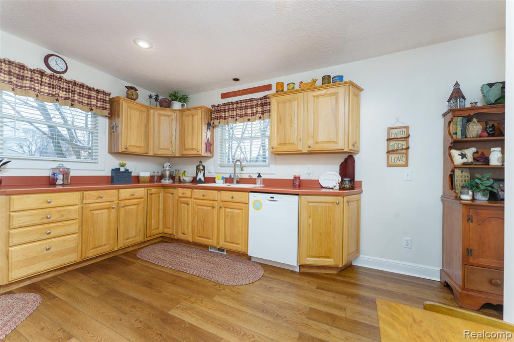 919 E Michigan Avenue, Grass Lake, MI 49240 — Photo 8