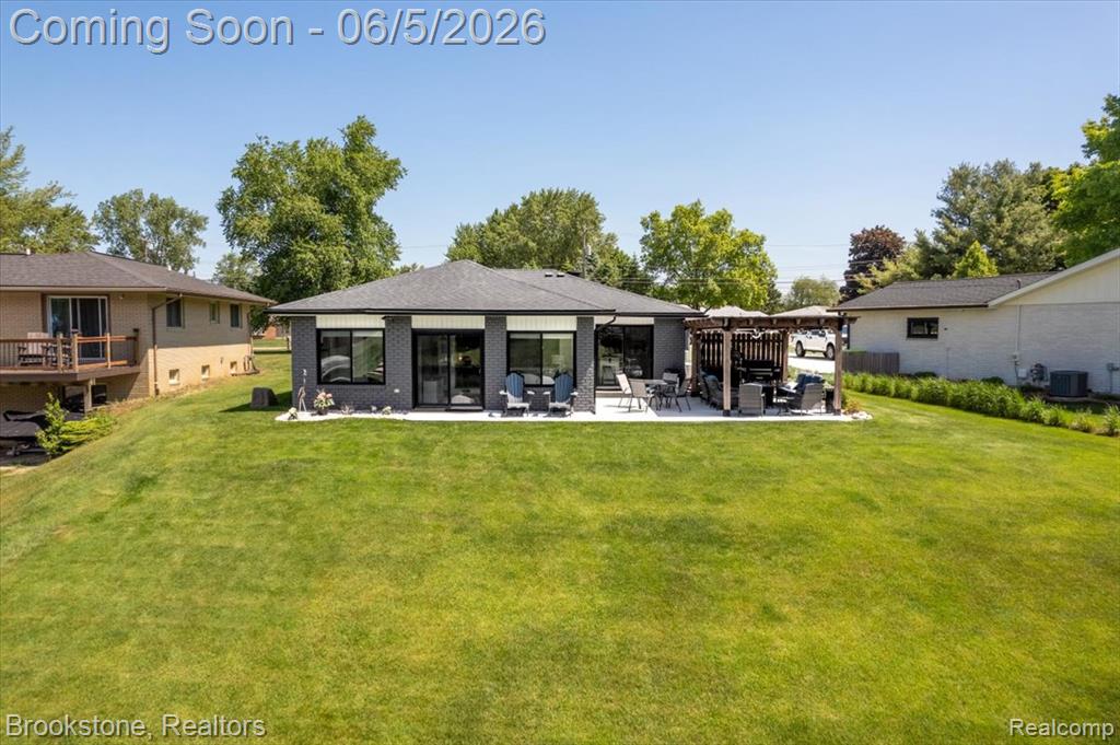 3378 Kingsway Drive, Highland, MI 48356 — Photo 48