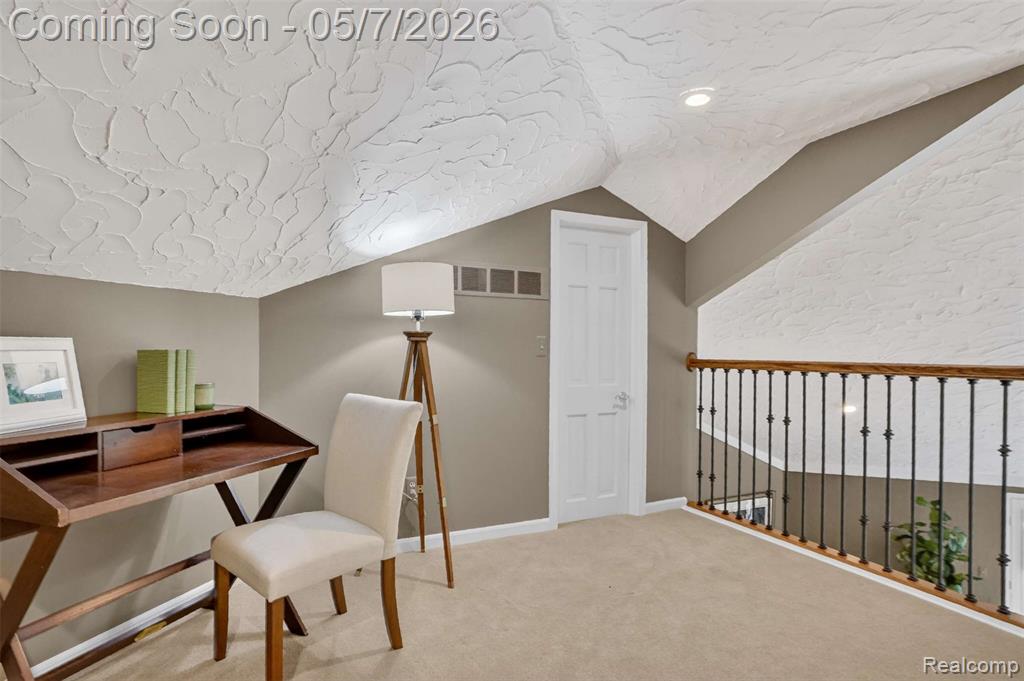 5300 Old Mill Road, Rochester, MI 48306 — Photo 32