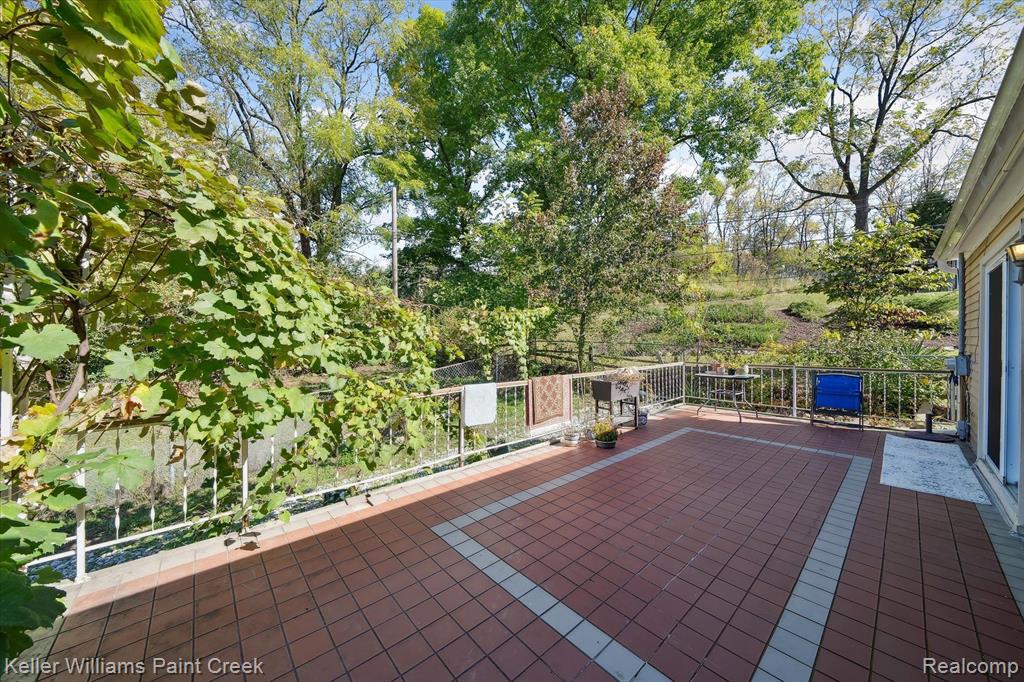 1852 MIDVALE Avenue, Ypsilanti, MI 48197 — Photo 45