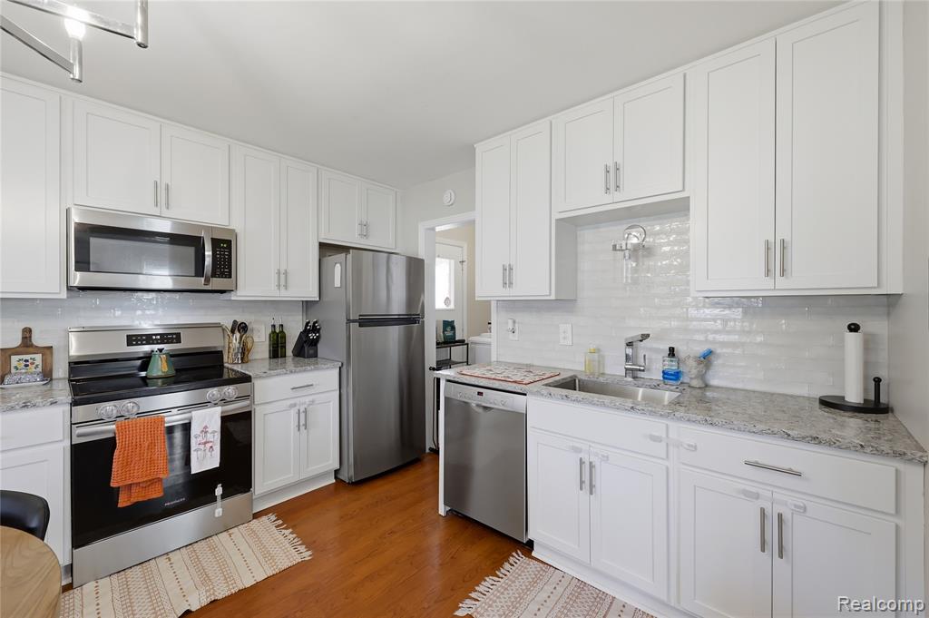 707 Donald Avenue, Royal Oak, MI 48073 — Photo 8
