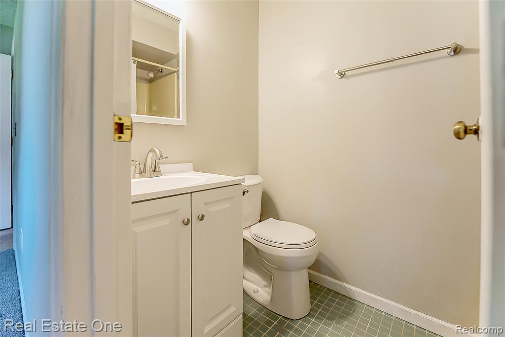 8402 Scotia, Pinckney, MI 48169 — Photo 30