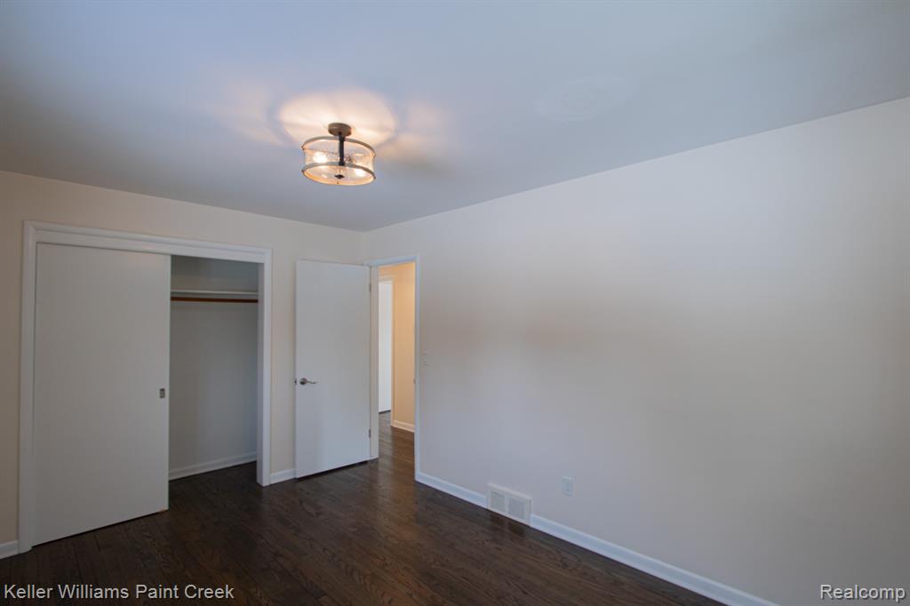 5617 Westfalen Drive, Shelby Twp, MI 48317 — Photo 17
