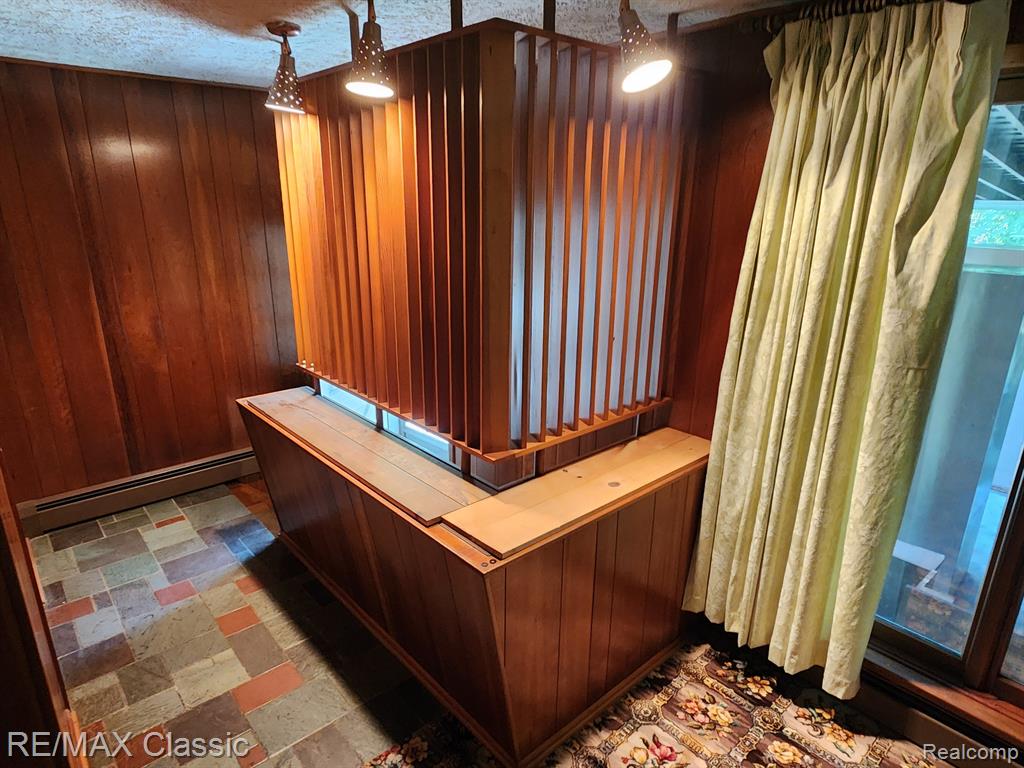 3740 SHADY BEACH Boulevard, Orchard Lake Village, MI 48324 — Photo 12