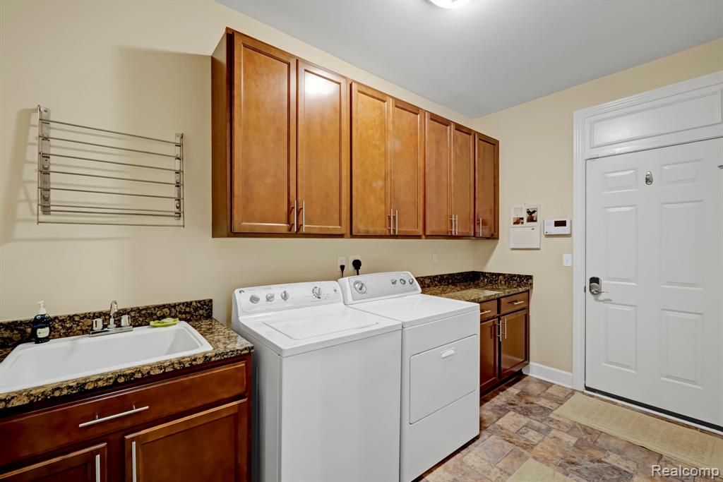 59649 Mallory Lane, South Lyon, MI 48178 — Photo 18
