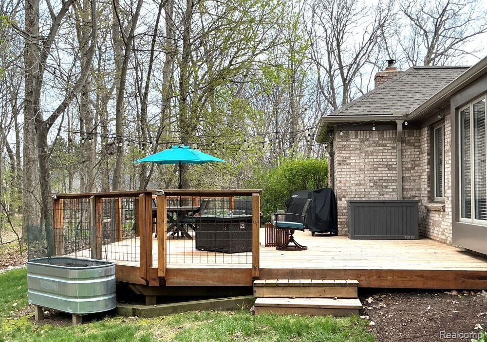 460 Streamview Court, Rochester Hills, MI 48309 — Photo 28