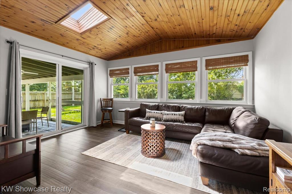 5971 Farley Road, Clarkston, MI — Photo 19