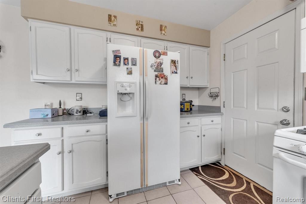 700 TOLL Street, Monroe, MI 48162 — Photo 13