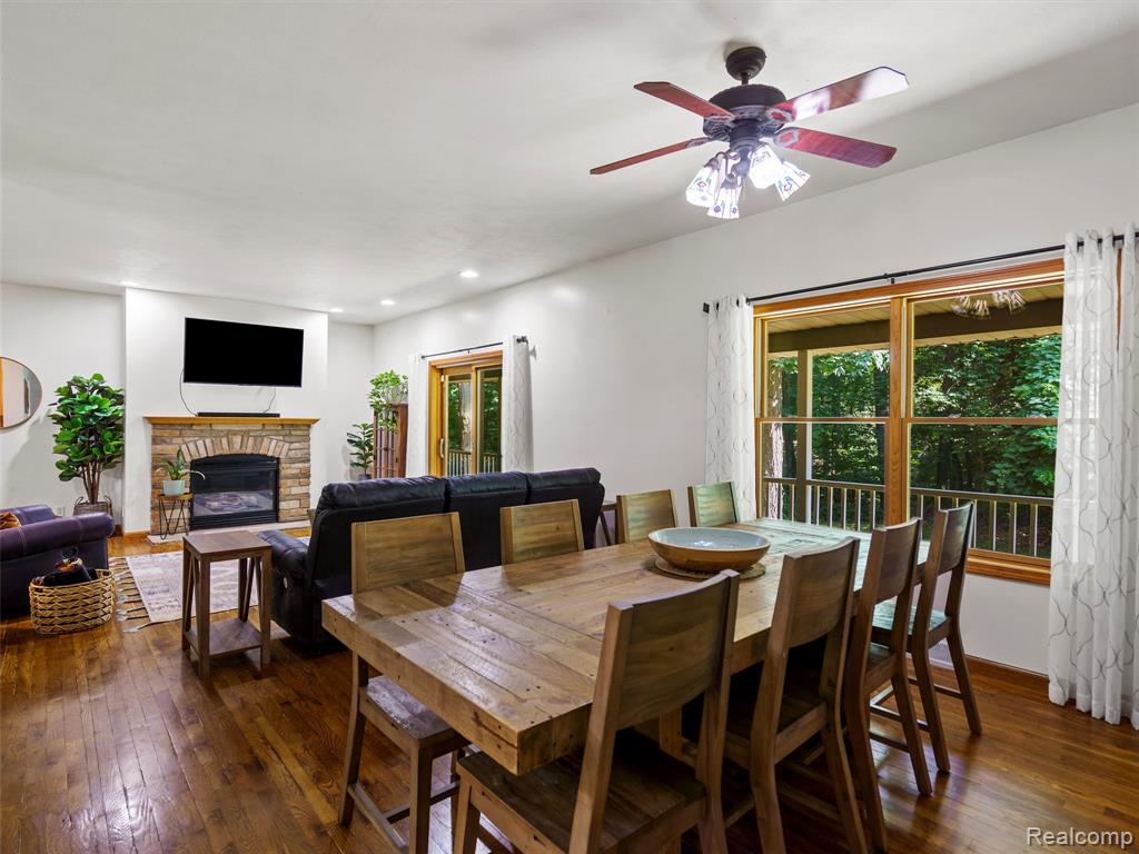 9480 Hartland Road, Fenton, MI 48430 — Photo 5