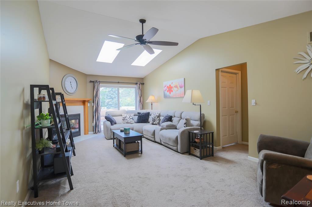 53293 Butternut Street, Chesterfield, MI — Photo 9