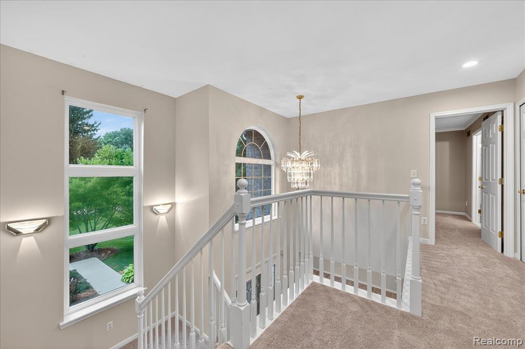 9695 Forest Ridge Drive, Clarkston, MI 48348 — Photo 14