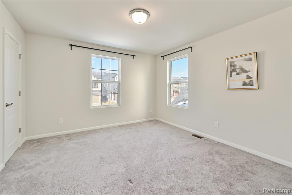 2839 Dillon Drive, Ann Arbor, MI 48105 — Photo 32