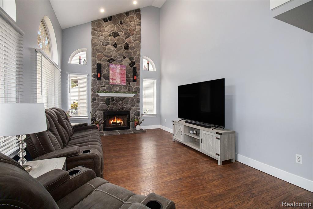 3289 Hilltop Drive, Holly, MI 48442 — Photo 18