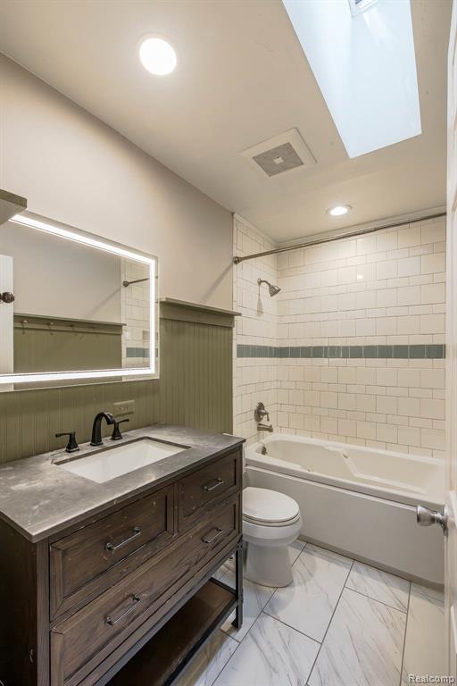 7709 Shelley Drive, Clarkston, MI 48348 — Photo 29