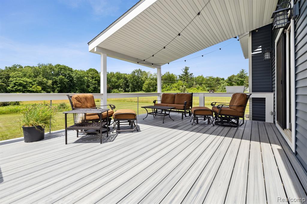 4711 Fenton Road, Hartland, MI 48353 — Photo 32