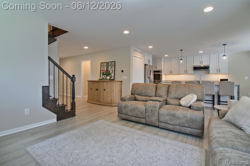 8123 Hudson Drive, Westland, MI — Photo 10