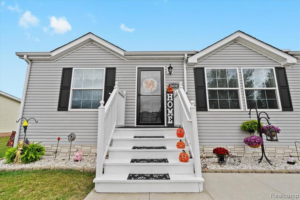 5430 Arboretum Trail, Howell, MI 48843 — Photo 2