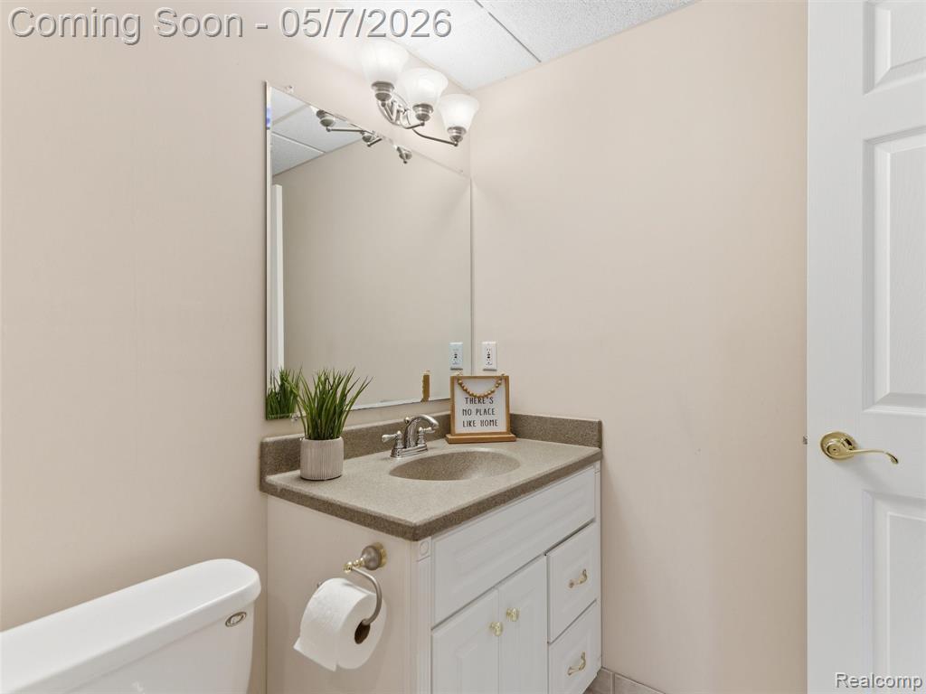 3874 Kaeleaf Road, Lake Orion, MI — Photo 38