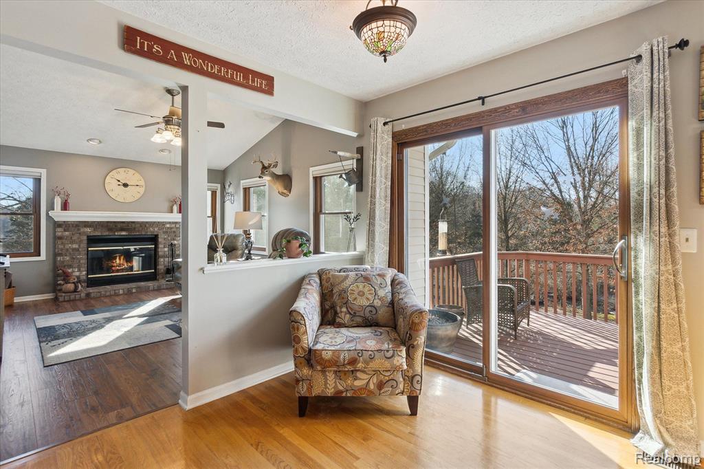 7694 THUNDER BAY Drive, Pinckney, MI 48169 — Photo 17