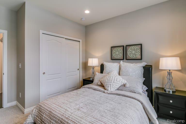 50090 BLUEBELL Street, Canton, MI 48188 — Photo 9