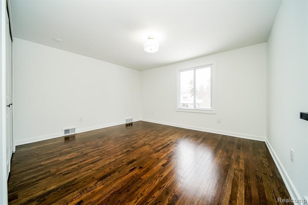 7359 SAINT AUBURN Drive, Bloomfield Hills, MI 48301 — Photo 50