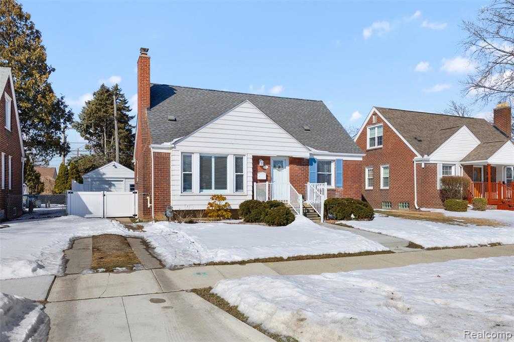 7814 Park Avenue, Allen Park, MI 48101 — front exterior