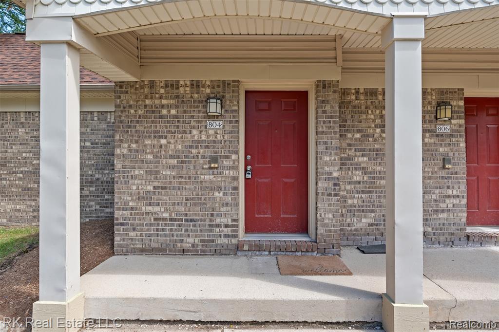 804 Brandon Avenue, Pontiac, MI 48340 — Photo 2