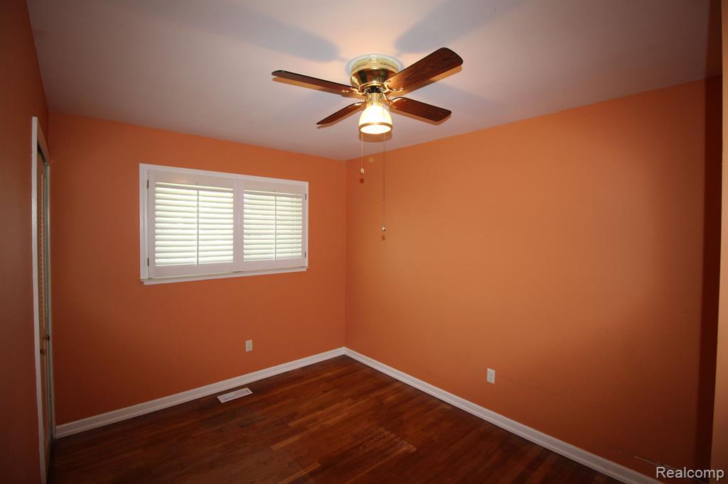 40803 FIRWOOD Street, Plymouth, MI 48170 — Photo 20