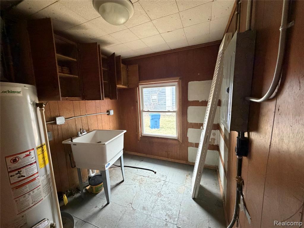 8249 Packard Avenue, Warren, MI 48089 — Photo 11