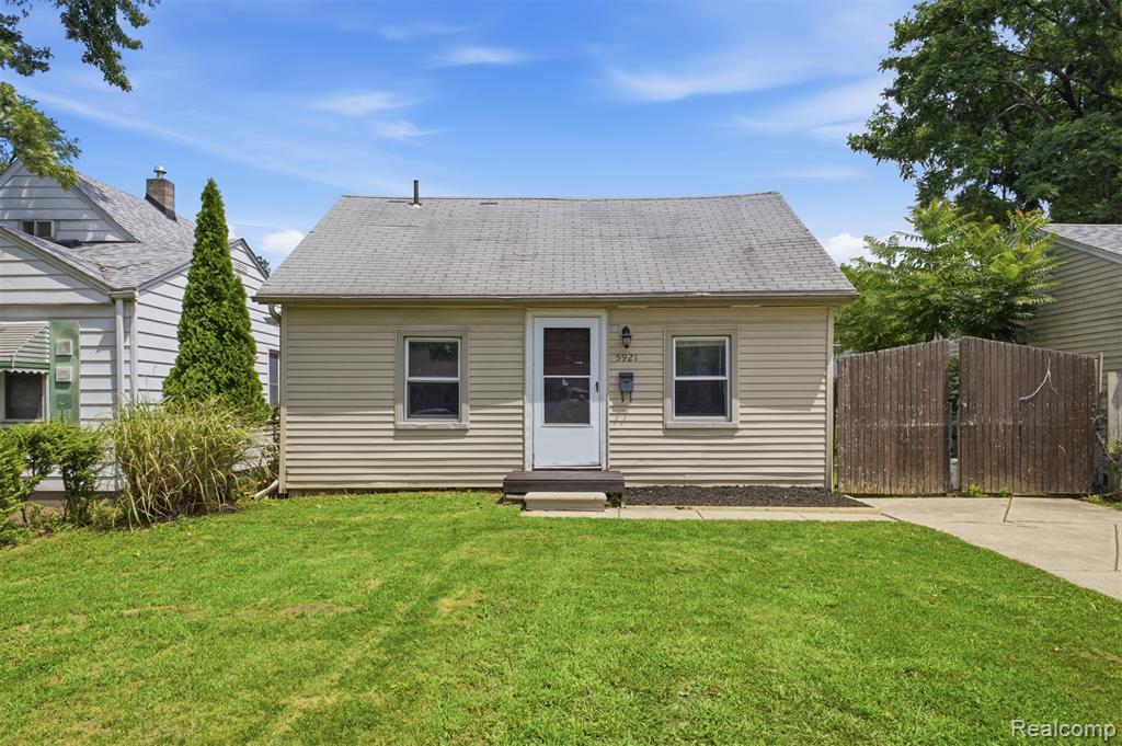 5921 Oldham Street, Taylor, MI 48180 — Photo 2