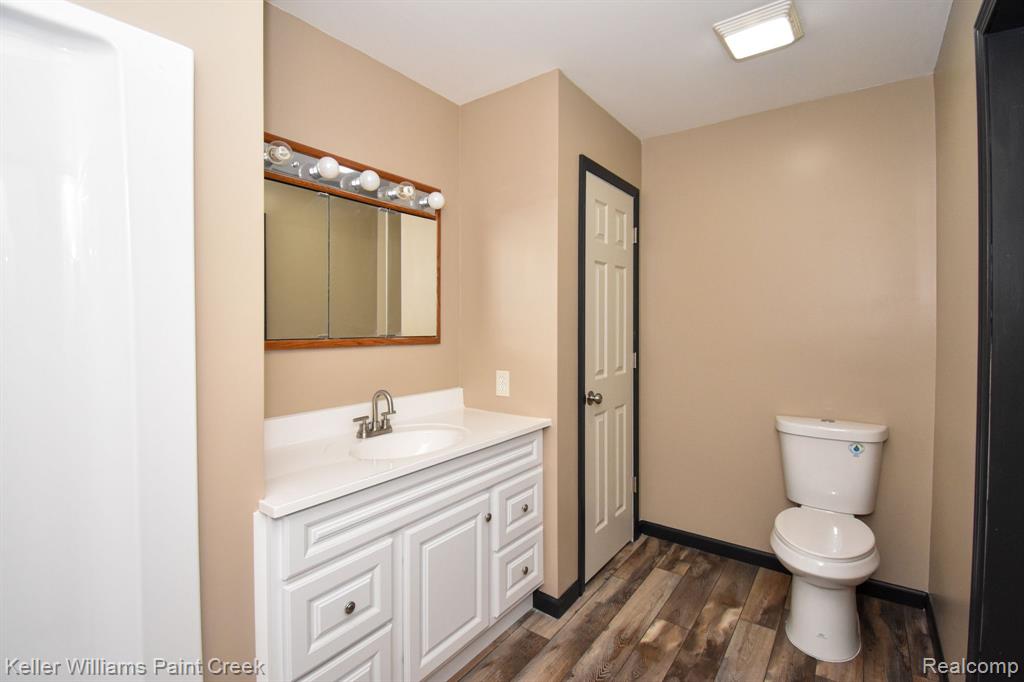 10110 SMITHS CREEK Road, Wales, MI — Photo 24