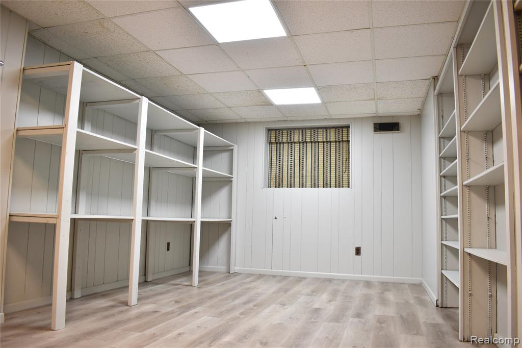 2073 Bordeaux Street, West Bloomfield, MI 48323 — Photo 53