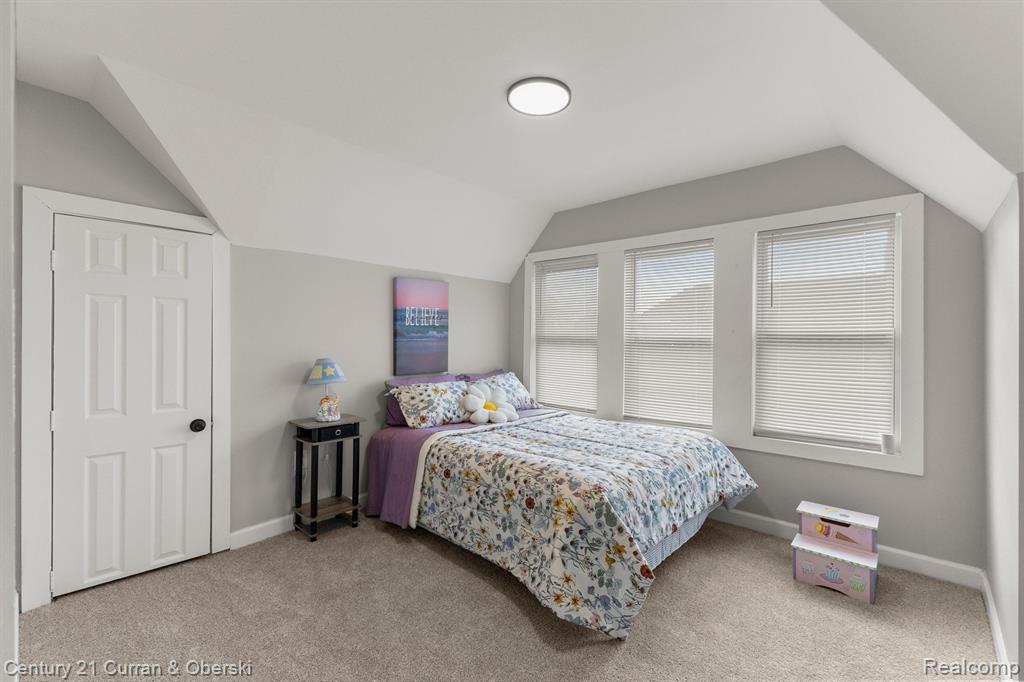 3843 MARTIN Street, Detroit, MI 48210 — Photo 35