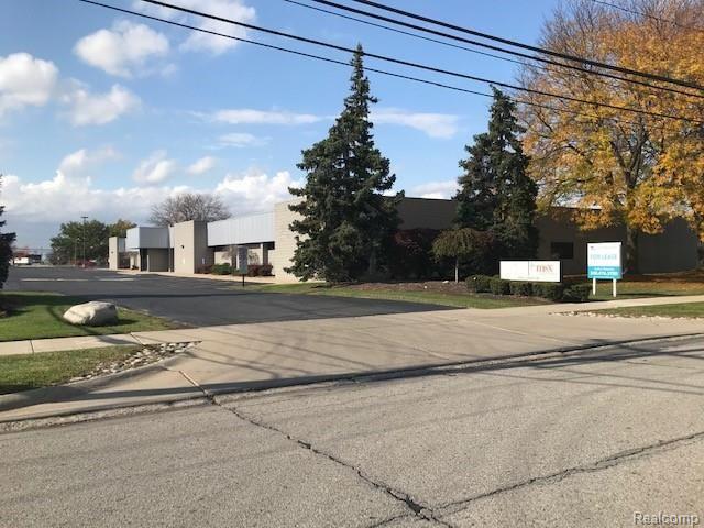 1100 East Mandoline, Madison Heights, MI 48071 — Photo 2