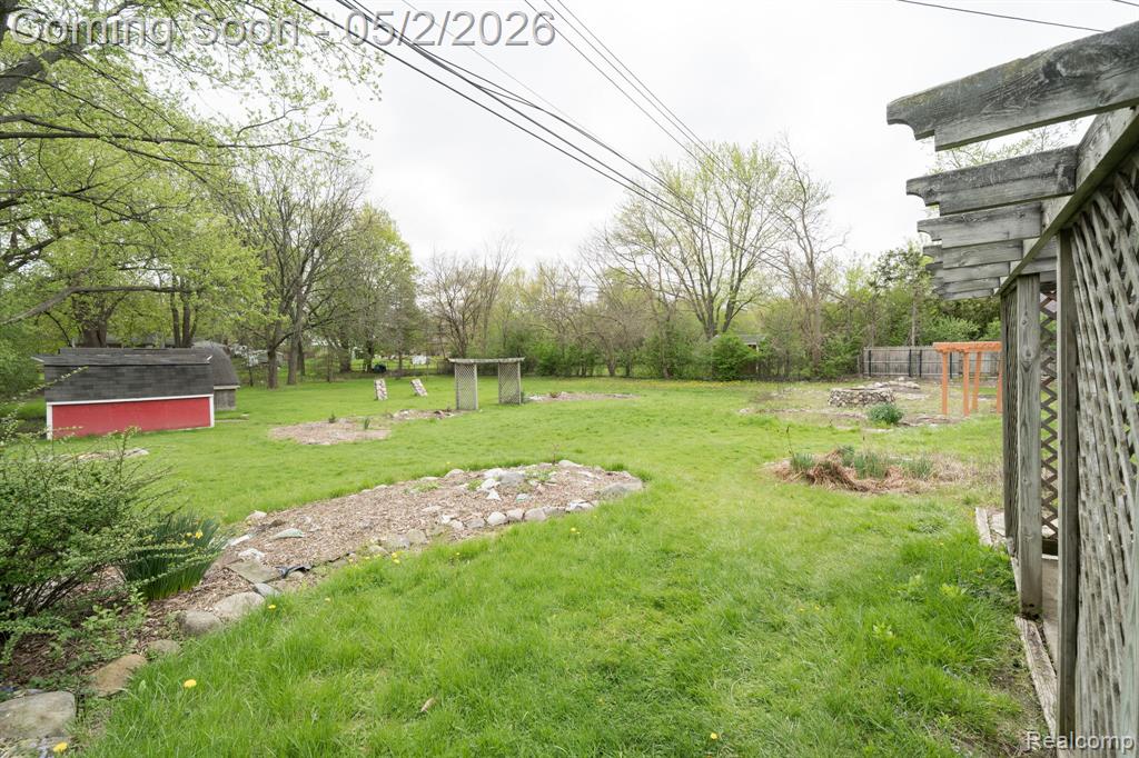 111 Blanche Drive, Troy, MI 48098 — Photo 31