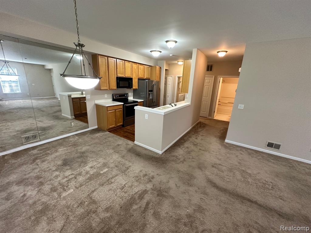 2354 PINECROFT Drive, Canton, MI 48188 — Photo 11